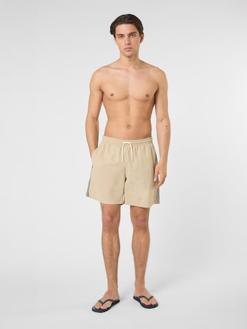 FILA Badeshorts 'LERICI loose heritage tape beach shorts'‌‌‌‌‌‌‌‌‌‌ in Beige
