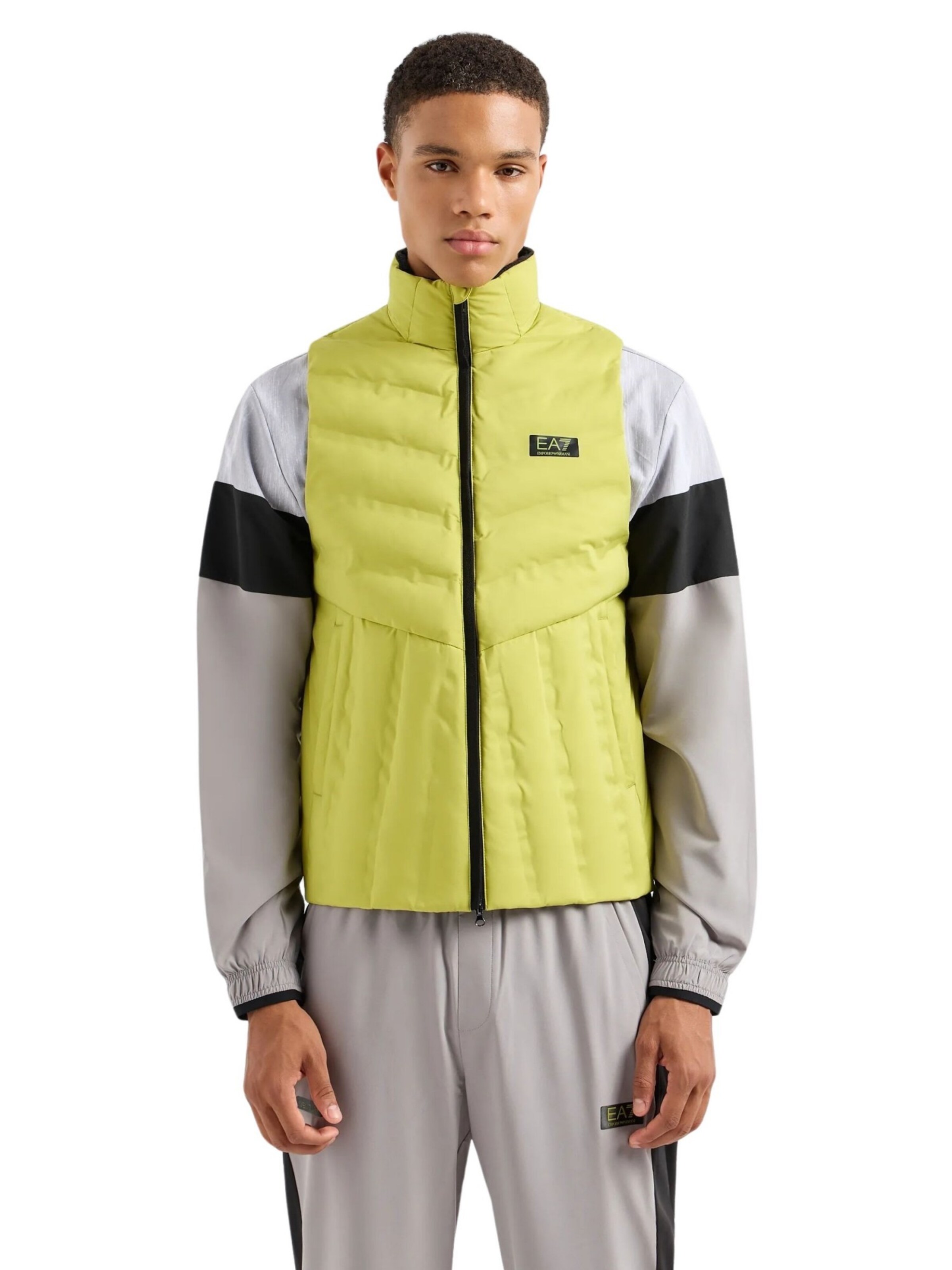 Gilet di EA7 Emporio Armani in giallo: frontale