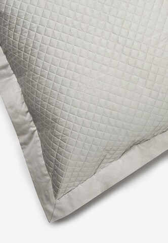 Ralph Lauren Home Pillow 'CL WYATT' in Silver