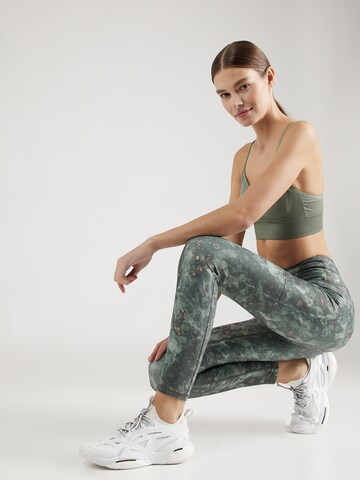 Skinny Pantaloni sportivi 'ECLIPSE' di Marika in verde