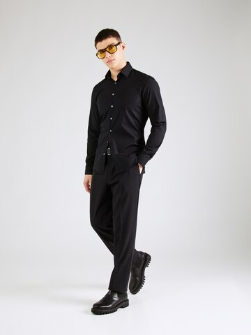 Calvin Klein Slim fit Koszula w kolorze czarny