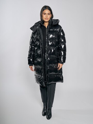 FREAKY NATION Зимнее пальто в Черный