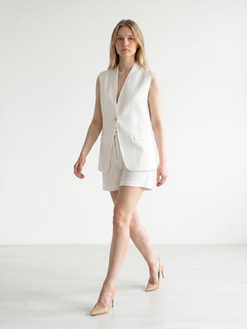 Viore Loose fit Pants in White