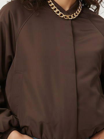 studioselect Jacke 'Sarina' in Braun