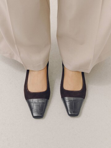 Next Slingpumps 'Forever Comfort' in Bruin