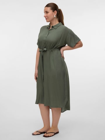 Vero Moda Curve - Vestido camisero en verde