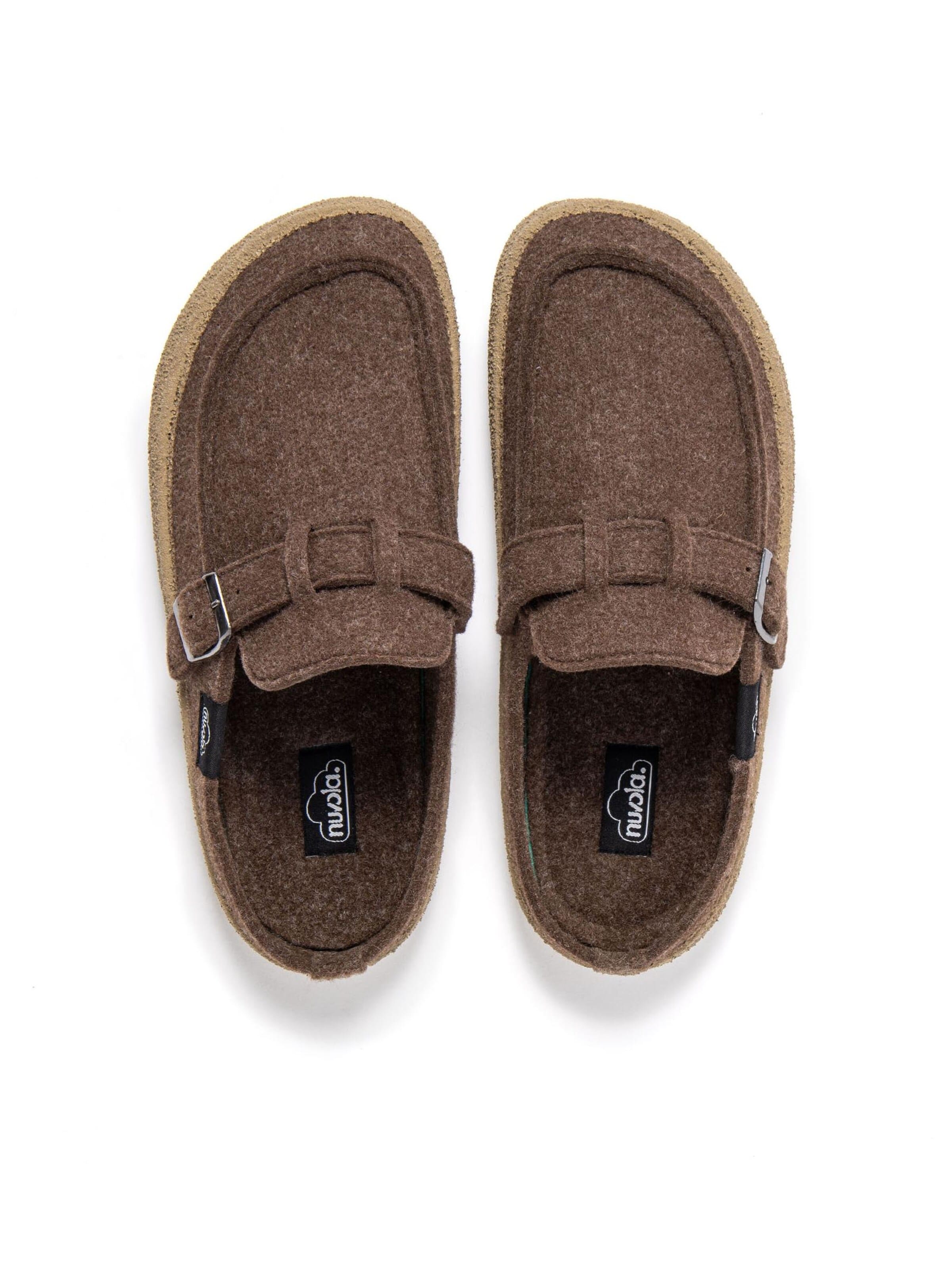Pantoufle 'Zueco Clay' Nuvola. en marron
