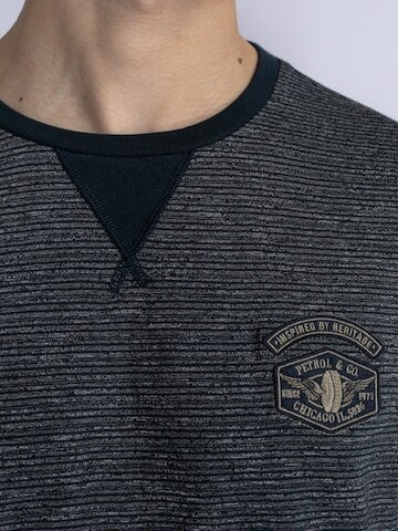 Petrol Industries Bluser & t-shirts 'Jamestown' i blå