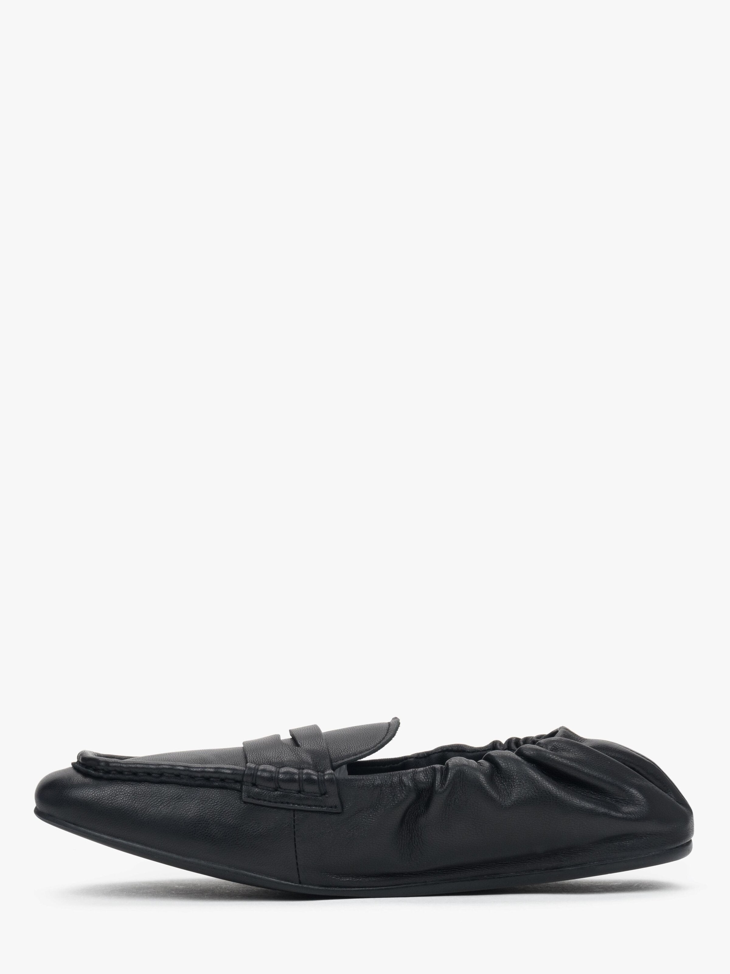 Estro Mocassins '258-20' in Zwart: voorkant
