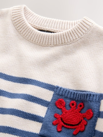 Next Neulepaita värissä valkoinen