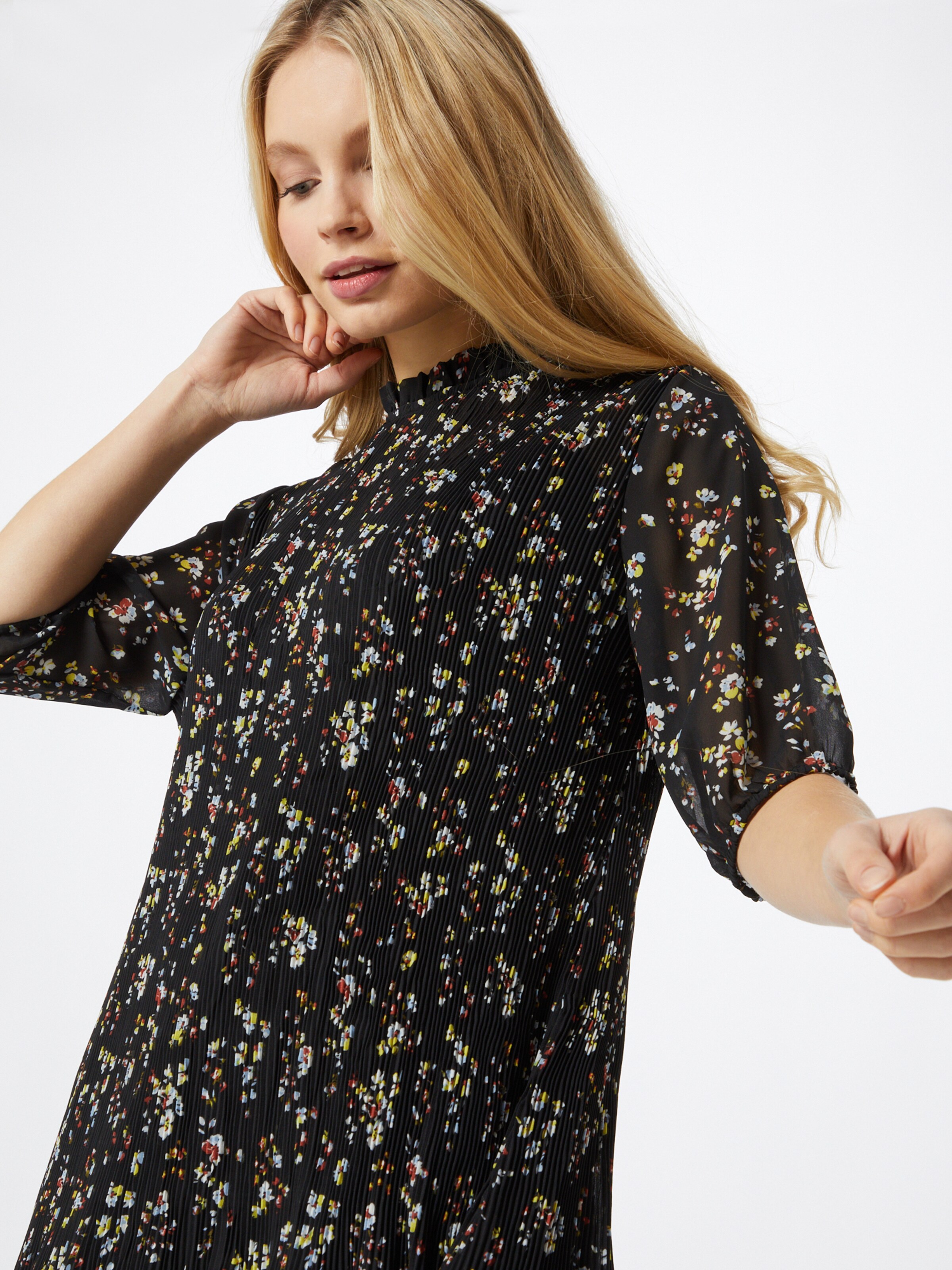 Frauen Große Größen VILA Kleid 'Blossoms' in Schwarz - OQ16016 Frauen Große Größen VILA Kleid 'Blossoms' in Schwarz - OQ16016