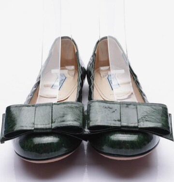 PRADA Flats & Loafers in 35 in Green