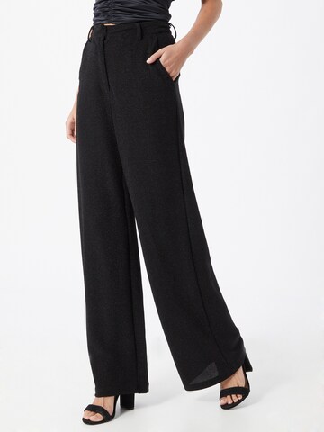 NA-KD Wide leg Trousers in Black: front