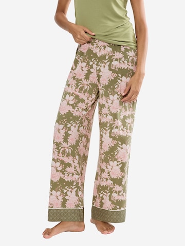 TRIUMPH Wide Leg Hose 'Aura Spotlight' in Grün: Vorderseite