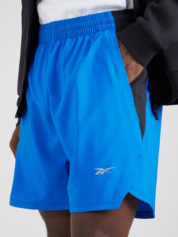 Reebok regular Παντελόνι φόρμας σε μπλε