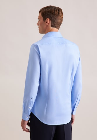 Coupe slim Chemise business 'Schwarze Rose ' SEIDENSTICKER en bleu