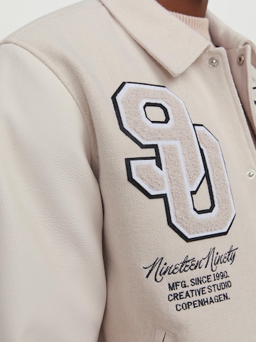 Giacca di mezza stagione 'Varsity' di JACK & JONES in beige