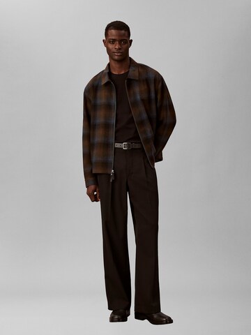 Calvin Klein Välikausitakki värissä ruskea