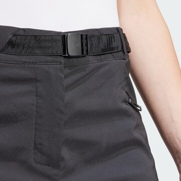 ADIDAS TERREX Regular Outdoorshorts 'Xperior' in Schwarz