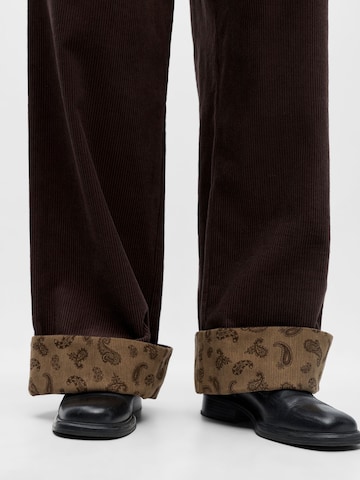OBJECT - regular Pantalón en marrón