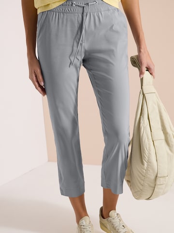 Coupe slim Pantalon 'Tracey' CECIL en gris : devant