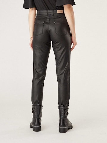 Coupe slim Pantalon 'Fcoaty' NAF NAF en noir