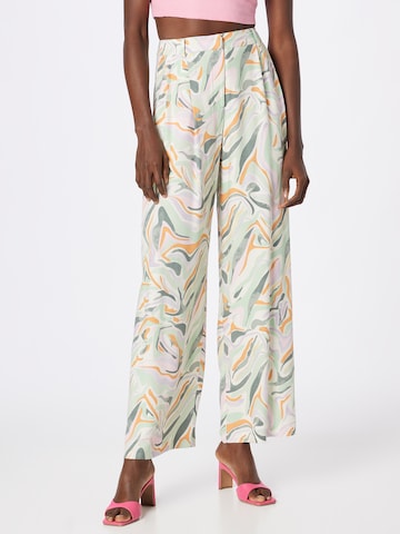Nasty Gal Wide leg Pleat-front trousers in Mixed colours: front