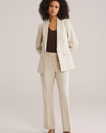 regular Pantaloni con piega frontale di WE Fashion in beige: frontale