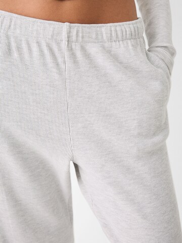 Bershka Loosefit Nadrág - szürke