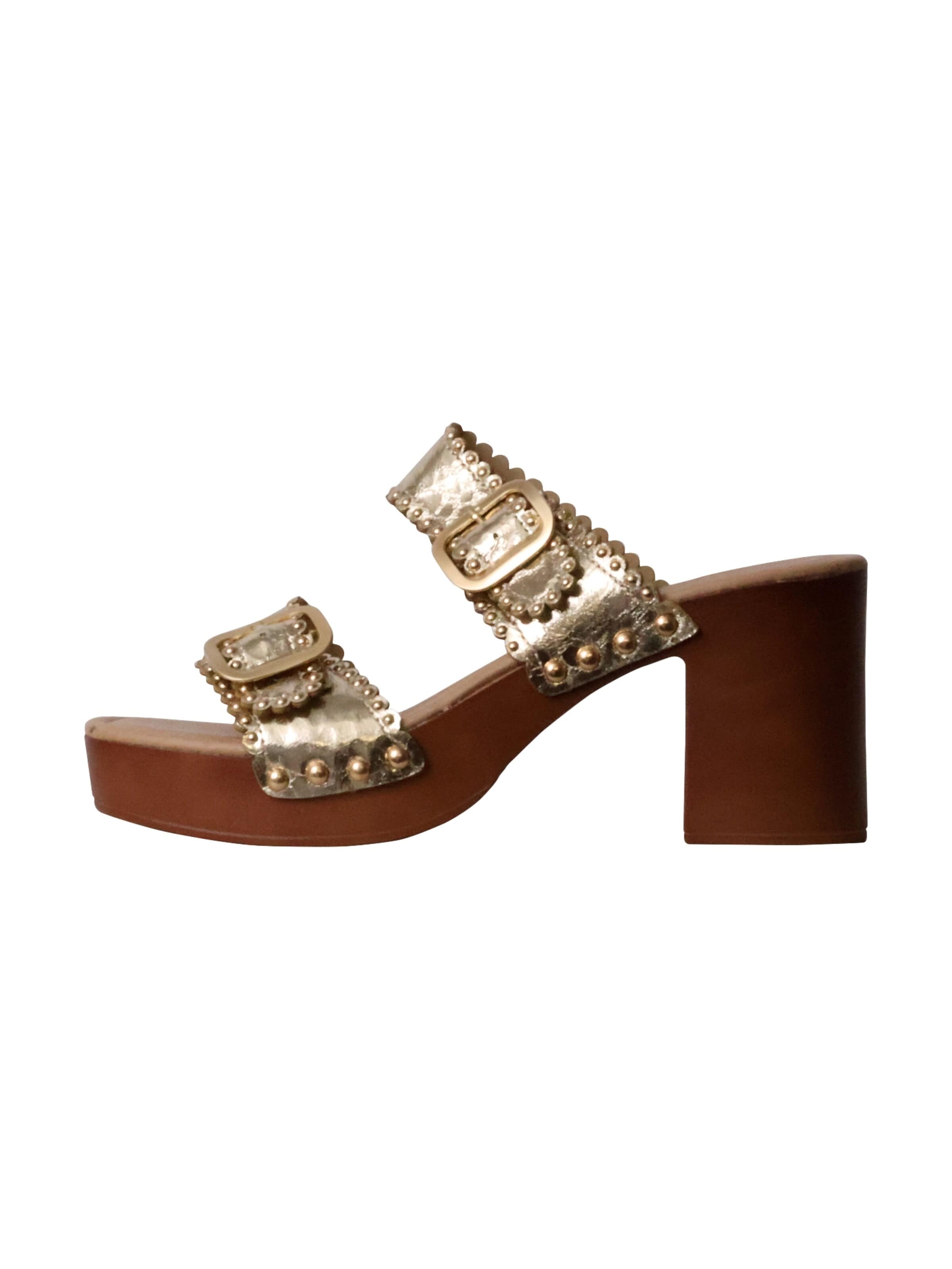 Sandalo di Findlay in oro: frontale
