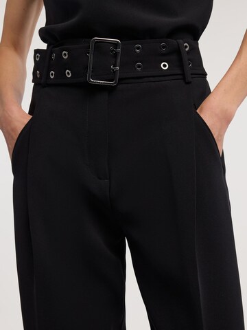 Trussardi - Pantalón en negro