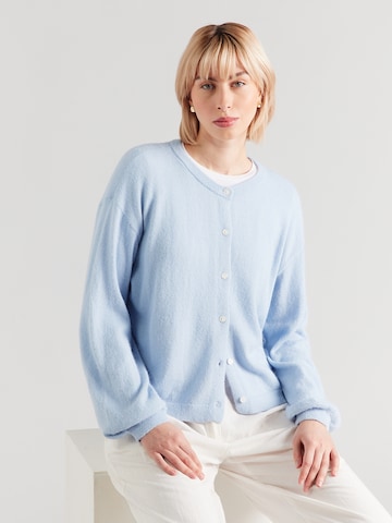 PIECES Πλεκτή ζακέτα 'PCNAOMI' σε μπλε: μπροστά