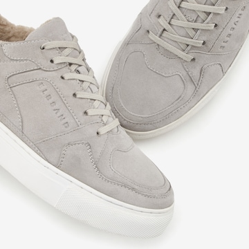 Sneaker bassa di Elbsand in grigio