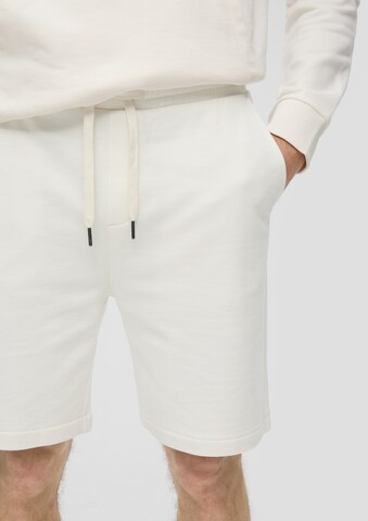 Regular Pantalon QS en blanc