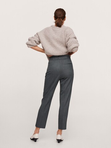 MANGO Regular Pleat-Front Pants 'Taylor' in Grey