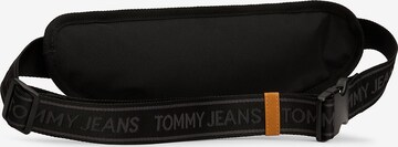 Tommy Jeans Поясная сумка 'Essential' в Черный