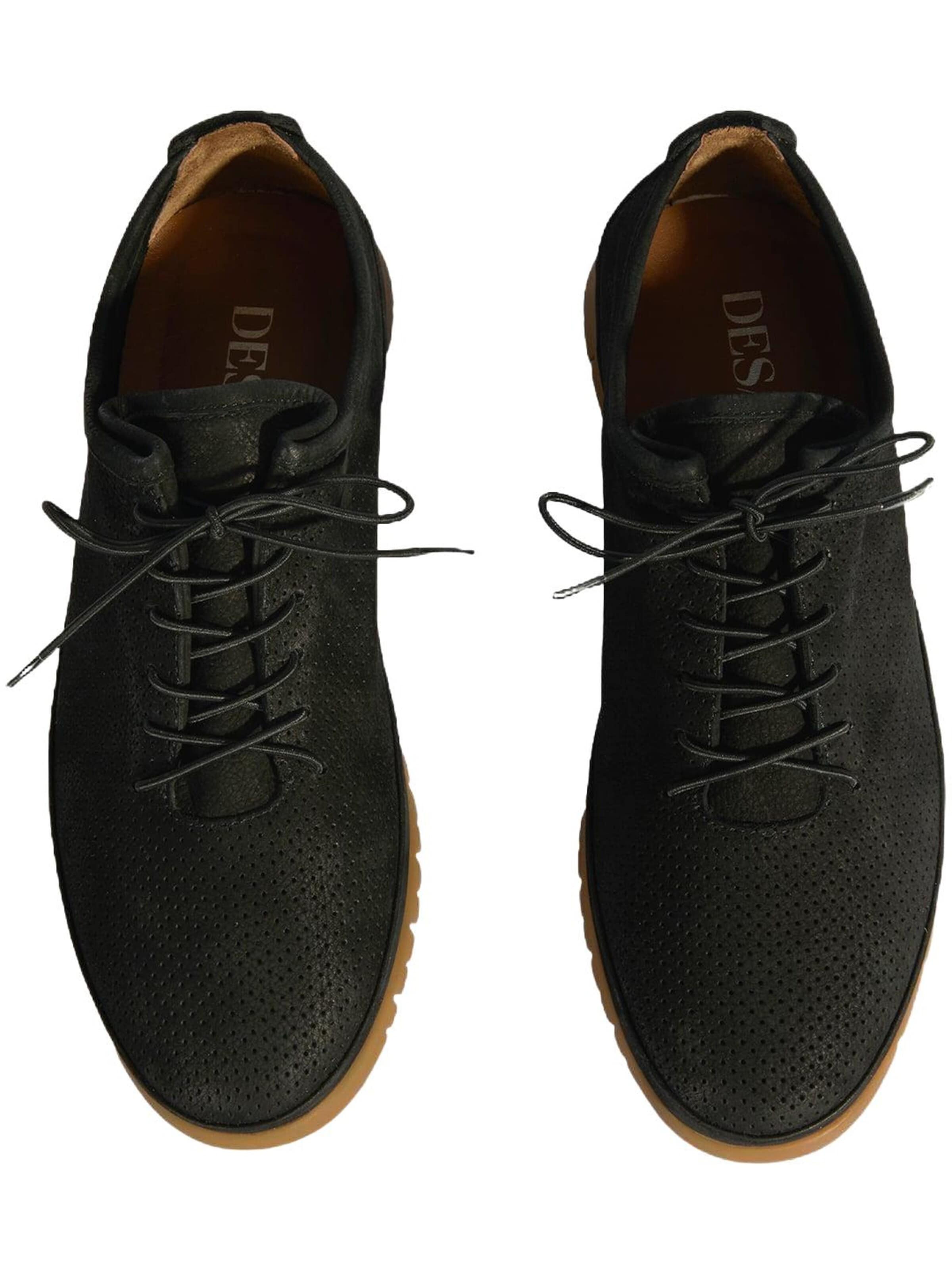 Desa - Zapatos con cordón 'Beleg' en negro