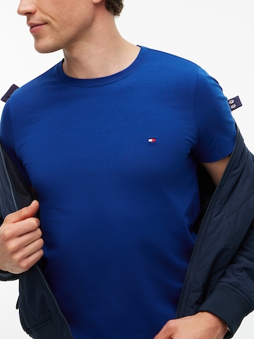 Coupe slim T-Shirt TOMMY HILFIGER en bleu