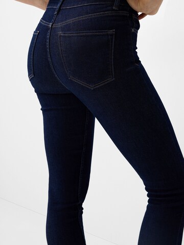 Bershka Skinny Jeans in Blue