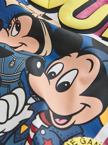 Set de la Next pe roz