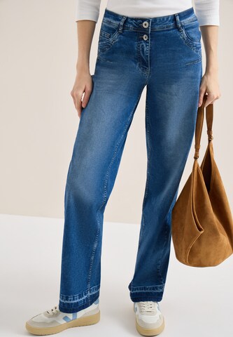 CECIL Loose fit Jeans in Blue: front