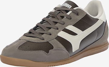 Pull&Bear Matalavartiset tennarit värissä ruskea: etupuoli