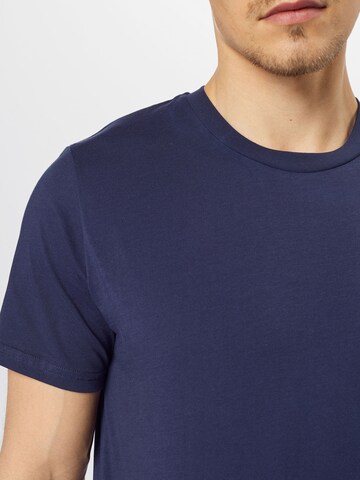 By Garment Makers T-shirt i blå