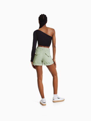 Bershka Regular Pants in Green