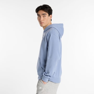 new balance Sweatshirt 'Essentials' in Blauw