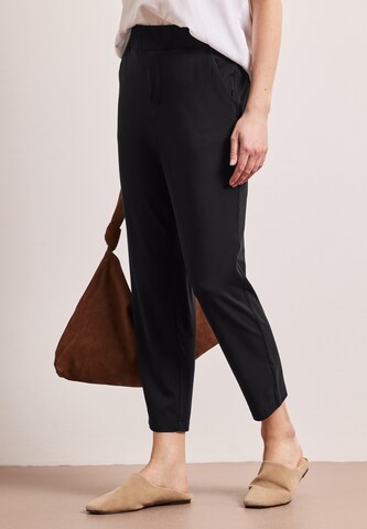 STREET ONE Tapered Pants 'Bonny' in Black: front