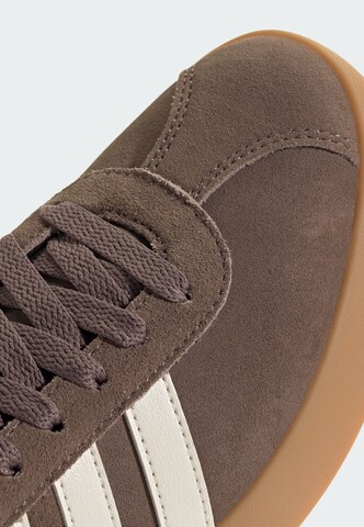 ADIDAS SPORTSWEAR Sneaker low 'VL Court 3.0' in Braun