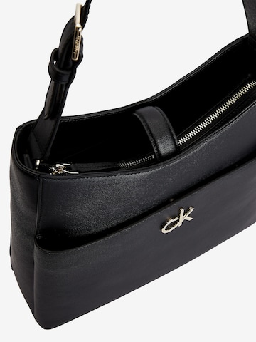 Calvin Klein Shoulder Bag in Black