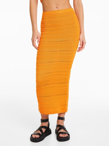 Bershka Skirt in Orange: front