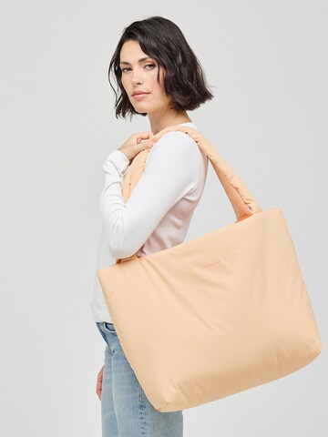 Kapten & Son Shopper 'Skara Cloud Shoulder'‌‌ in Orange